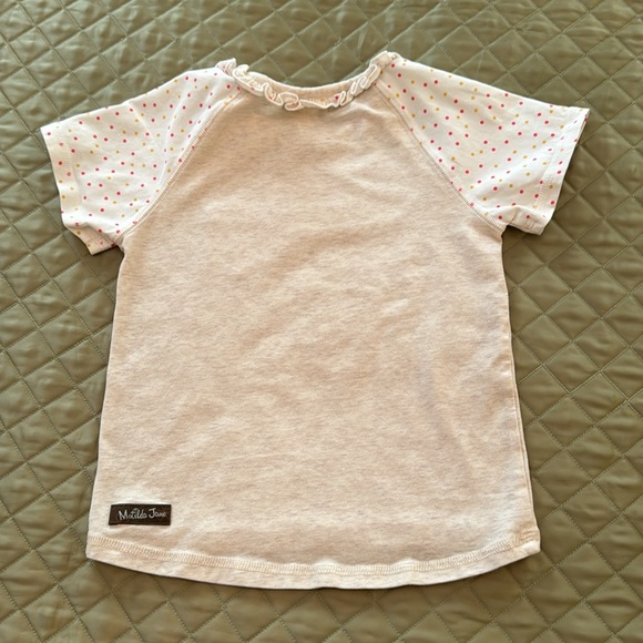 Girls MJ cotton tee with ruffle trim collar, and polka dot sleeves/ pocket - Picture 4 of 5